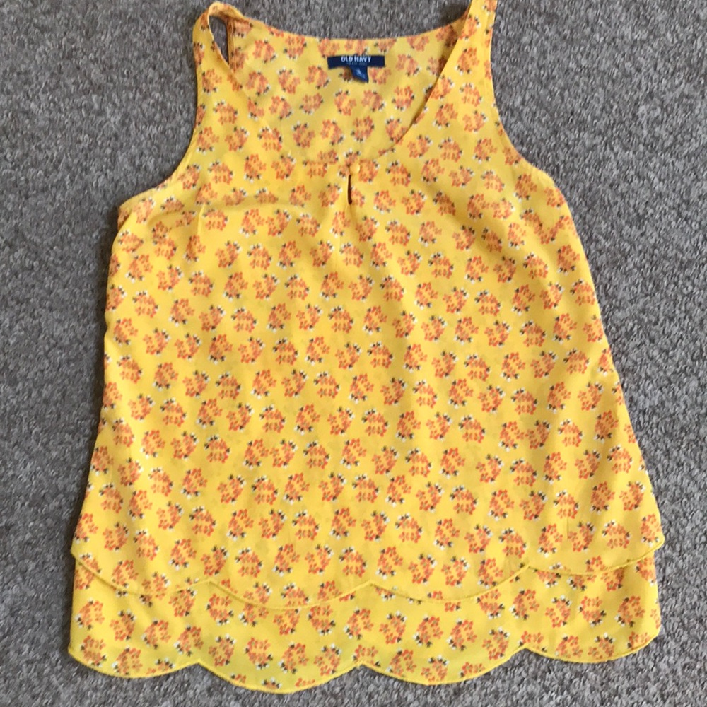 Pretty yellow floral print tank